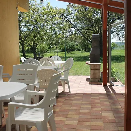 Sungarden Apartman
